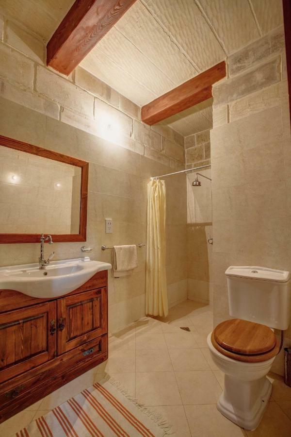 Il-Palma Holiday Farmhouse With Sunny Private Pool In Island Of Gozo Gharb  Exterior photo